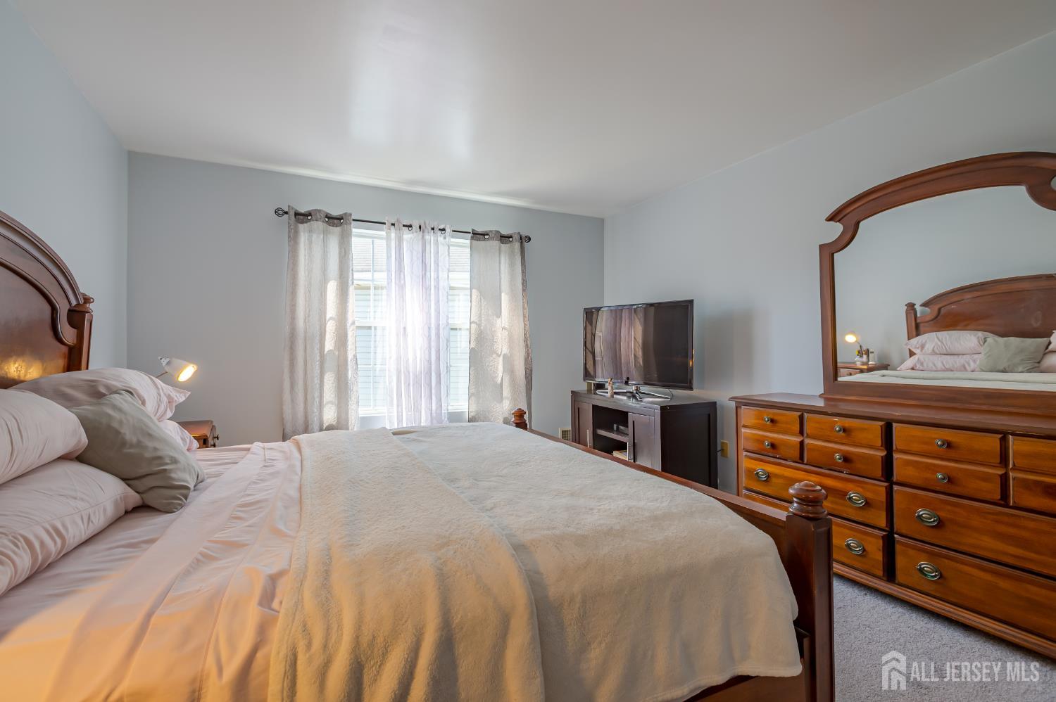 73 Kentucky Way Freehold NJ 07728