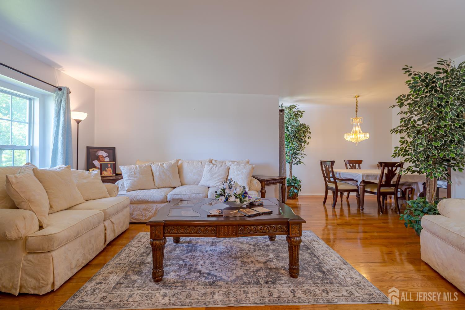 73 Kentucky Way Freehold NJ 07728