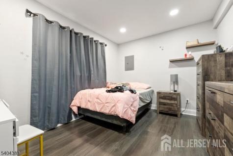 5 Jessie Street Carteret NJ 07008
