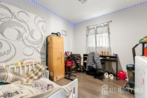 5 Jessie Street Carteret NJ 07008