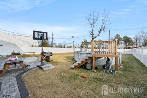 5 Jessie Street Carteret NJ 07008