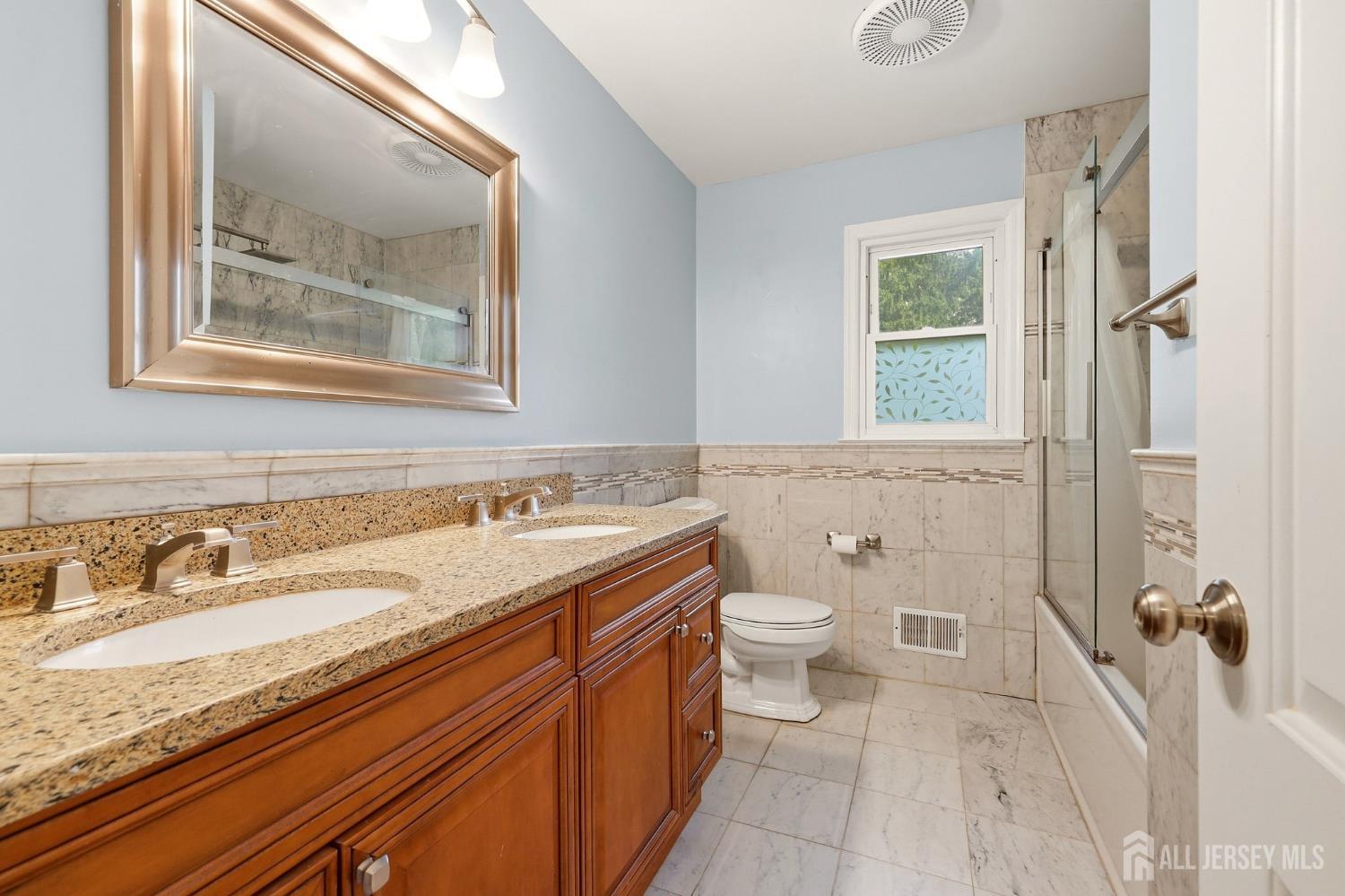 83 Hidden Lake Drive North Brunswick NJ 08902