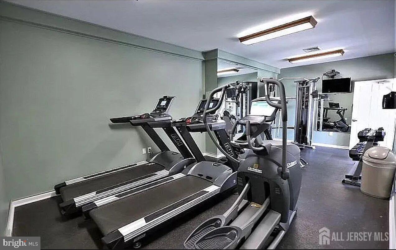 101 Wellington Park Drive Middlesex NJ 08540