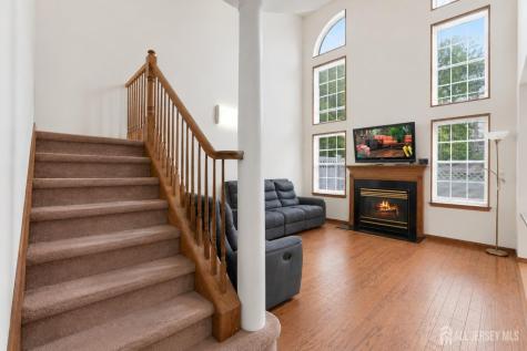 101 Wellington Park Drive Middlesex NJ 08540