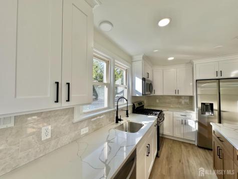 81 Cleveland Avenue Milltown NJ 08850
