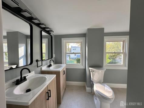 81 Cleveland Avenue Milltown NJ 08850