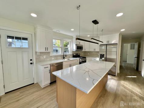 81 Cleveland Avenue Milltown NJ 08850