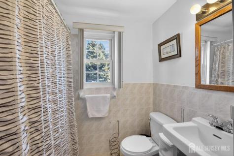 6 Jasko Court South Amboy NJ 08879