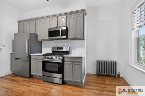 591 Barron Avenue Woodbridge Proper NJ 07095