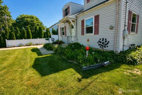 17 Sherman Avenue East Brunswick NJ 08816