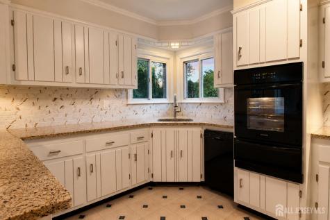 17 Sherman Avenue East Brunswick NJ 08816
