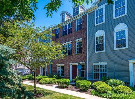 41 Rojewski Way Parlin NJ 08859