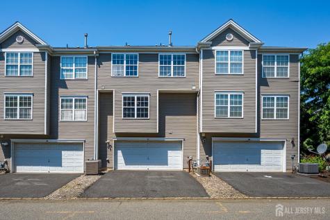 41 Rojewski Way Parlin NJ 08859