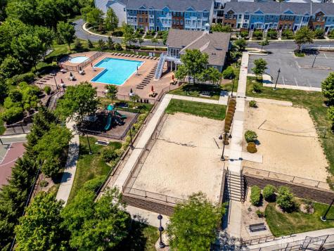41 Rojewski Way Parlin NJ 08859