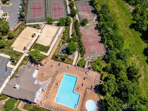 41 Rojewski Way Parlin NJ 08859
