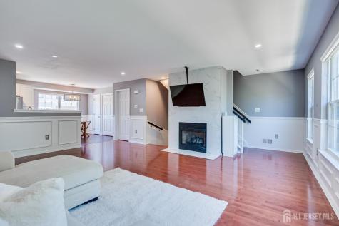 41 Rojewski Way Parlin NJ 08859