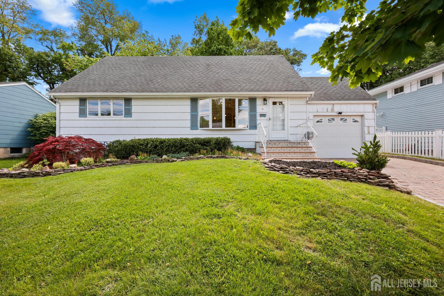 16 Venus Road South Amboy NJ 08879