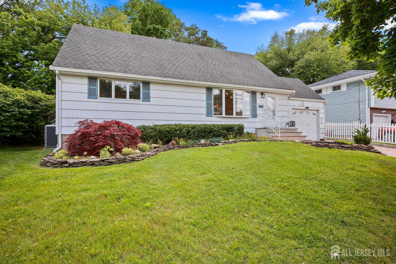 16 Venus Road South Amboy NJ 08879