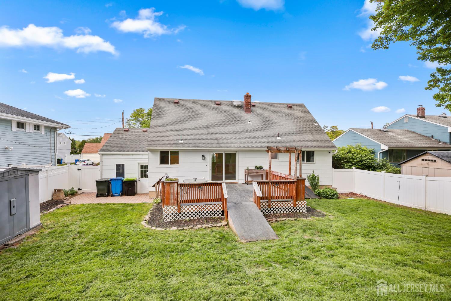 16 Venus Road South Amboy NJ 08879