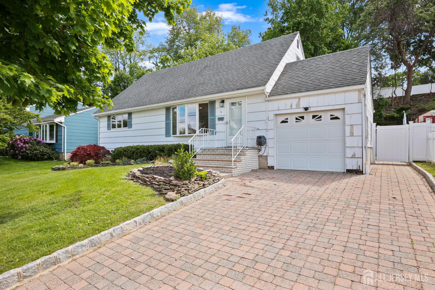 16 Venus Road South Amboy NJ 08879