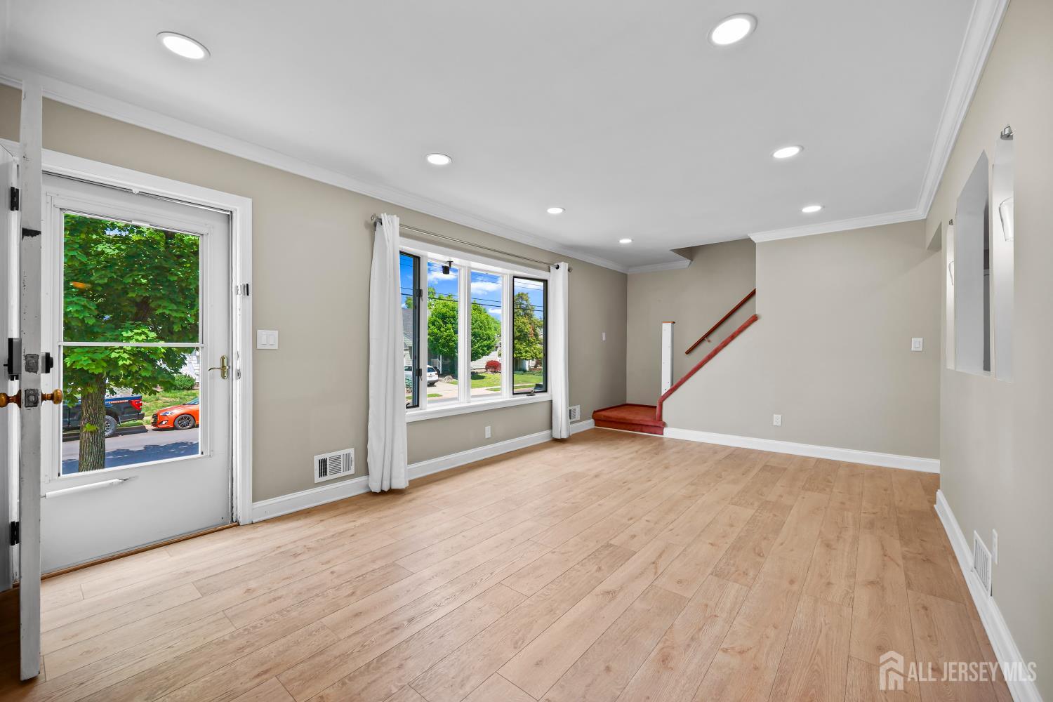 16 Venus Road South Amboy NJ 08879