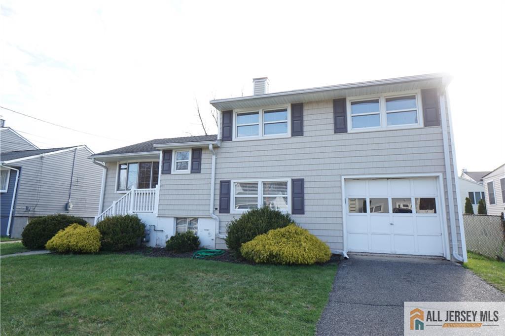 32 Predmore Avenue Colonia NJ 07067