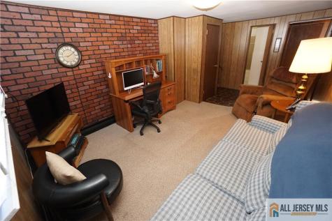 32 Predmore Avenue Colonia NJ 07067