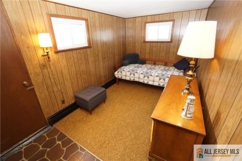 32 Predmore Avenue Colonia NJ 07067