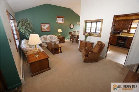 32 Predmore Avenue Colonia NJ 07067