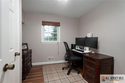 2025 Oak Tree Road Edison NJ 08820