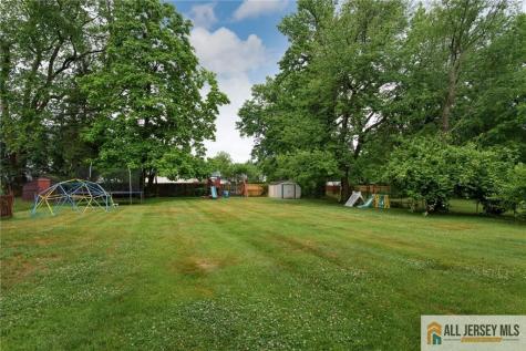 2025 Oak Tree Road Edison NJ 08820