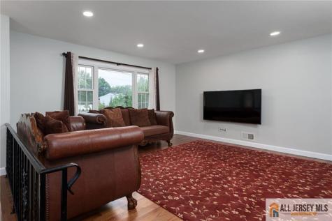 2025 Oak Tree Road Edison NJ 08820