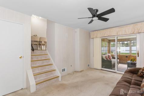 15 Pinho Avenue Carteret NJ 07008