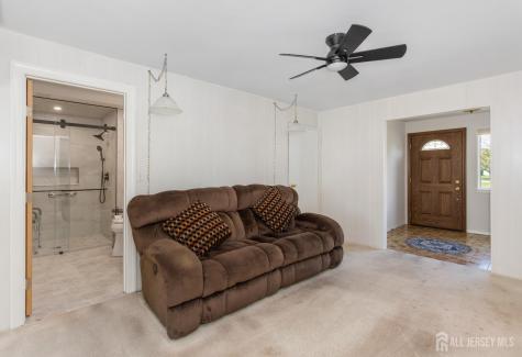 15 Pinho Avenue Carteret NJ 07008