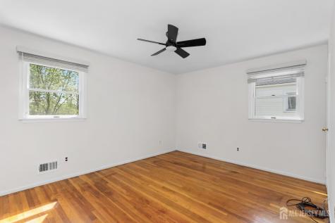 15 Pinho Avenue Carteret NJ 07008