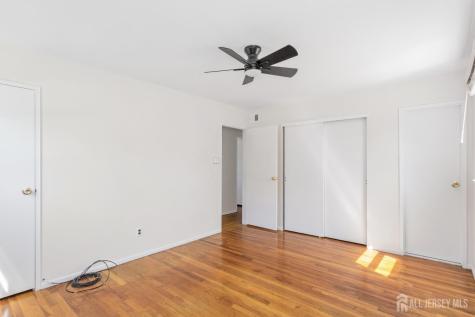 15 Pinho Avenue Carteret NJ 07008