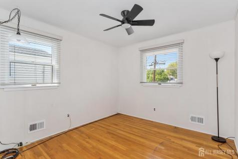 15 Pinho Avenue Carteret NJ 07008