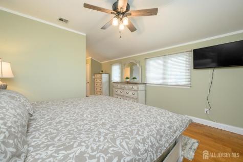 112 Mckinley Avenue Colonia NJ 07067