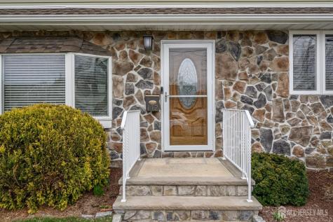 112 Mckinley Avenue Colonia NJ 07067