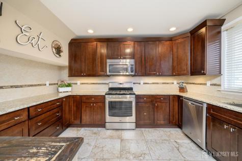 112 Mckinley Avenue Colonia NJ 07067