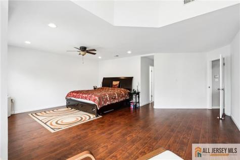 15 Pemberton Drive Old Bridge NJ 07747