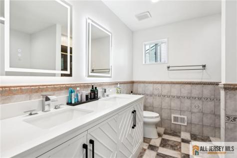 15 Pemberton Drive Old Bridge NJ 07747