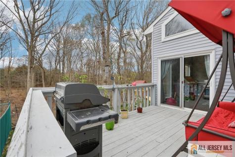 15 Pemberton Drive Old Bridge NJ 07747