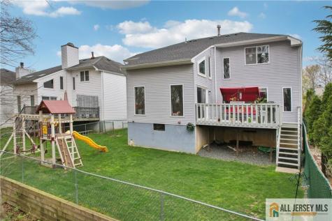 15 Pemberton Drive Old Bridge NJ 07747