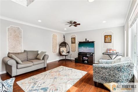 15 Pemberton Drive Old Bridge NJ 07747