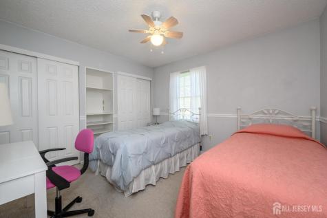 109 Concord Circle Howell NJ 07731