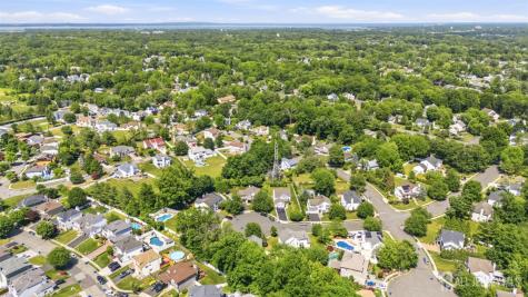 37 Christopher Court Old Bridge NJ 08857