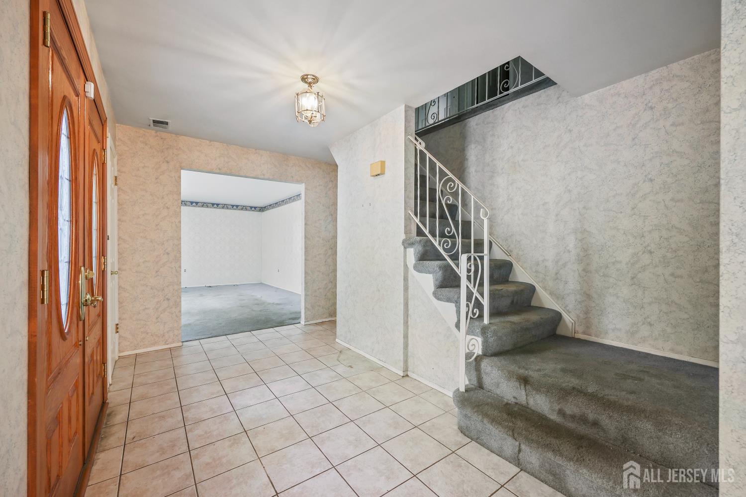 9 Lani Street Monroe NJ 08831