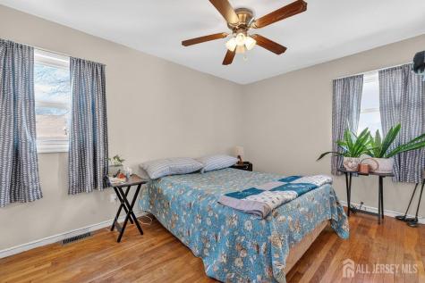 106 Worth Street Iselin NJ 08830