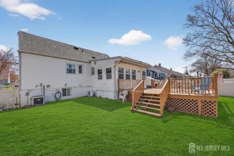 106 Worth Street Iselin NJ 08830
